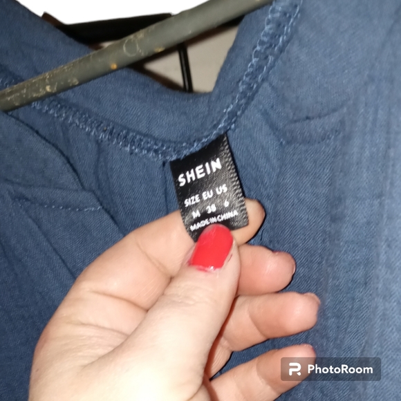 EUC Shein Lune Navy Solid Front Pocket Romper Size M - Picture 4 of 5